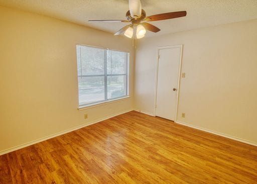 Building Photo - Huntington Place- Single Story