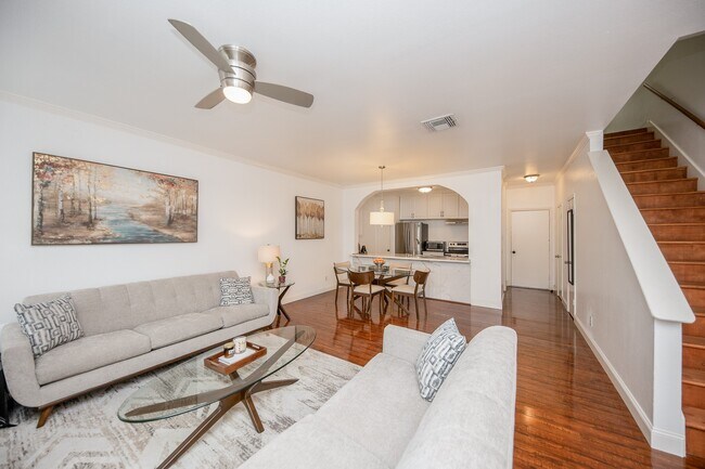 Foto del edificio - 2842 Holly Hall St