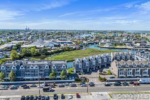 Foto del edificio - 225 Marina Pointe Dr
