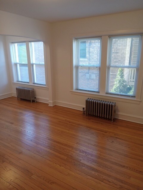 Foto del edificio - 3836 W Cornelia Ave