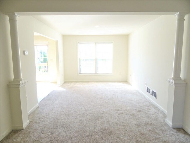 Foto del edificio - 58 Perseverance Ln