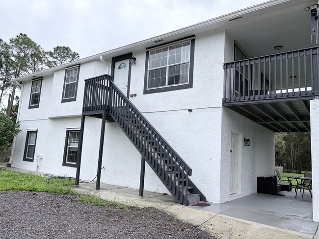 Foto del edificio - 11128 59th St N