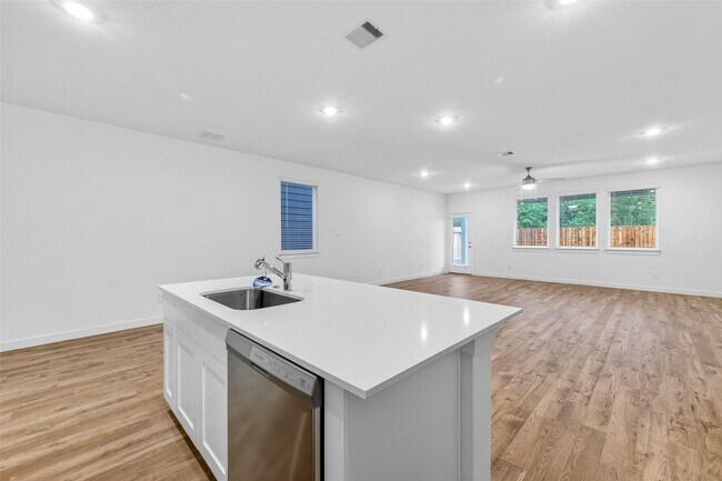 Foto del edificio - 28142 Meadowlark Sky Dr