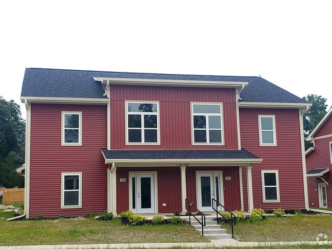 Building Photo - 316 W Main St