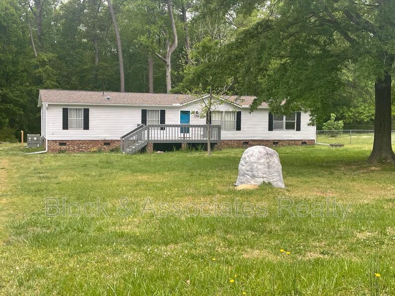 Foto principal - 1708 Rose Bowl Cir