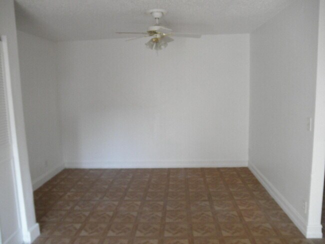 Building Photo - 273  Woodland Road  Palm Springs Fl 33461