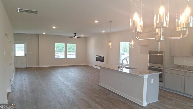 Building Photo - 1624 Fuma Leaf Way