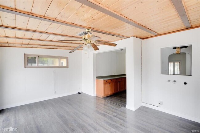 Foto del edificio - 3 br, 1 bath House - 10727 Keswick St