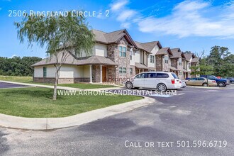 Building Photo - 2506 Ridgeland Cir