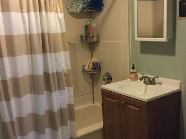 Building Photo - 3.0 bedroom in Somerville Massachusetts 02144