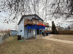Building Photo - 809 S 9th St