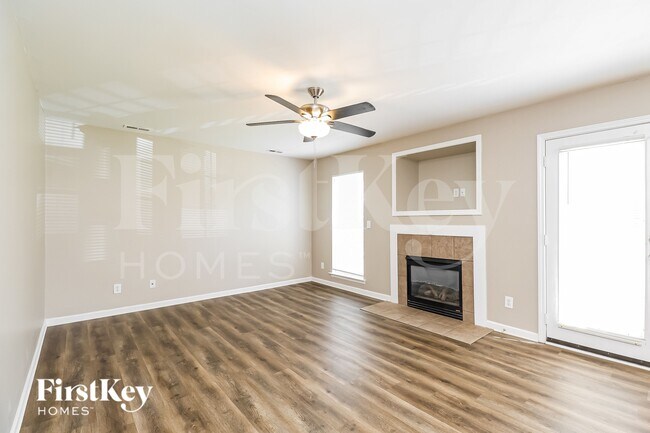 Foto del edificio - 620 Wilderness Trail Dr