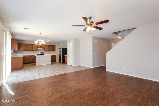 Foto del edificio - 9429 W Jamestown Rd