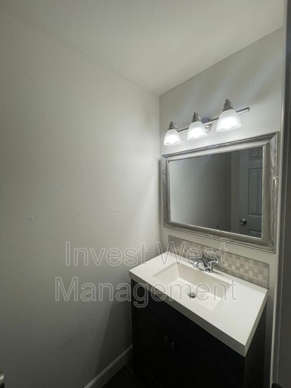 Foto del edificio - 1960 33 Avenue