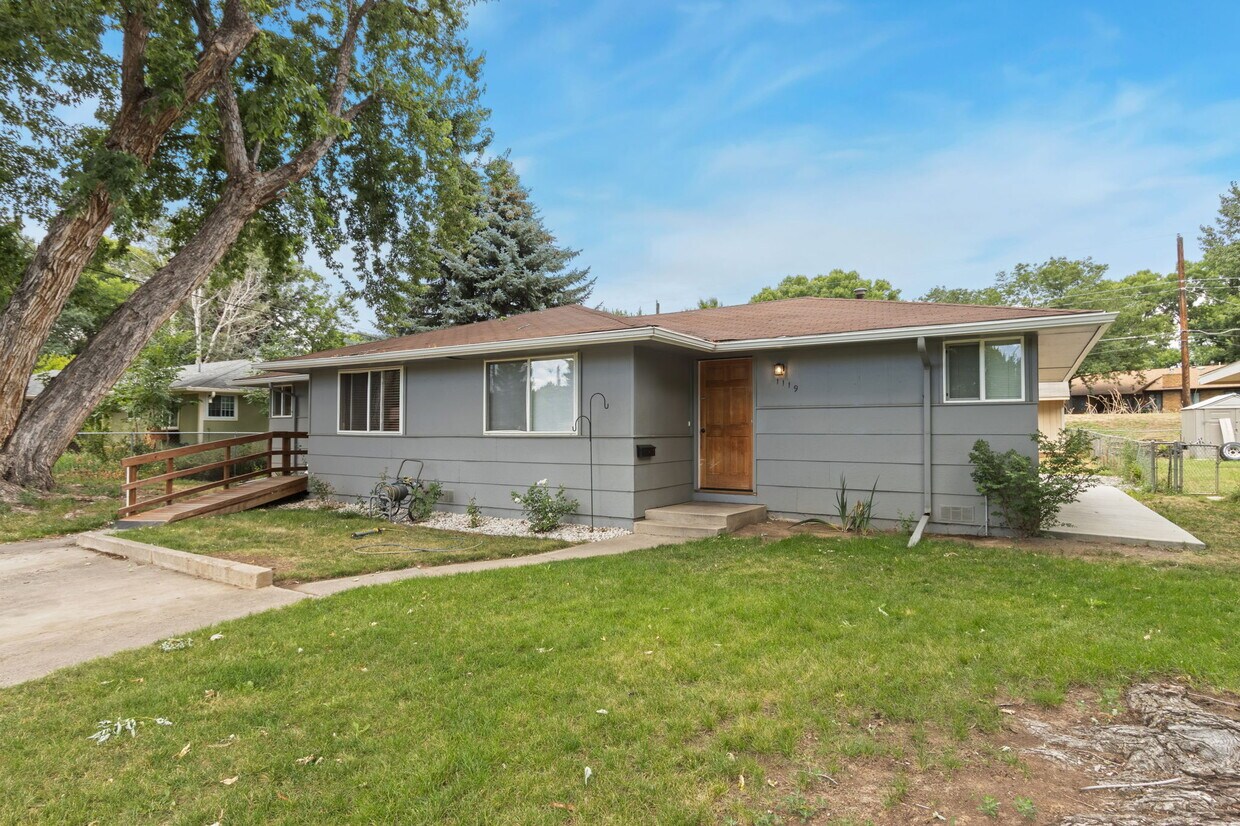 Foto principal - 1119 Winona Dr