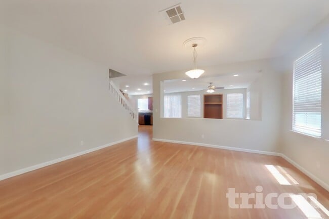 Building Photo - 4888 Snowy Egret Way