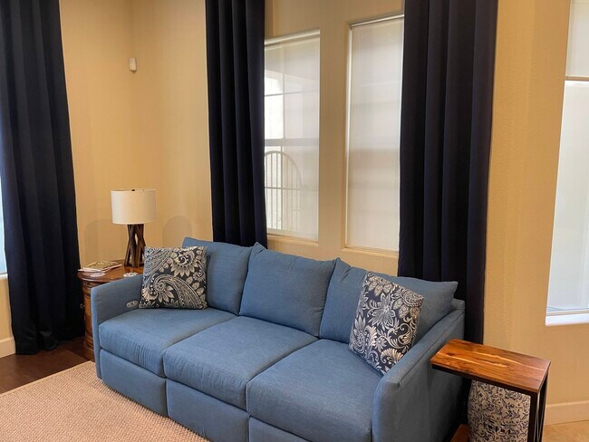 Building Photo - 1150 Spring Azure Way