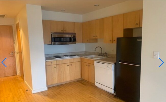 Building Photo - 131 Tremont St