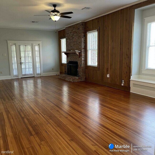 Building Photo - 3 br, 2 bath House - 2215 Terrace Ave