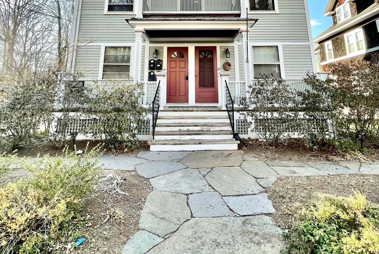 171 crescent st Unit 4, Northampton, MA 01060 Apartments at 171