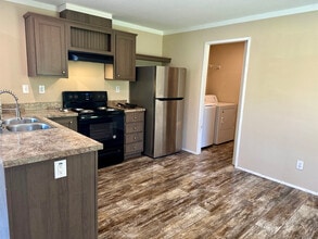 Building Photo - 4816 US-441