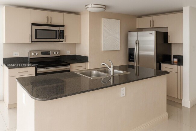 Foto del edificio - 1861 NW S River Dr