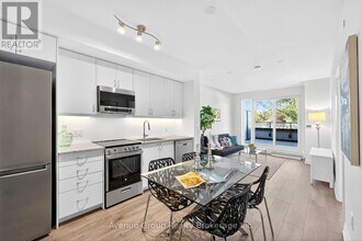 Building Photo - 700 Sheppard Ave W