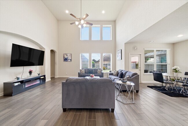 Foto del edificio - 4226 Browns Forest Dr