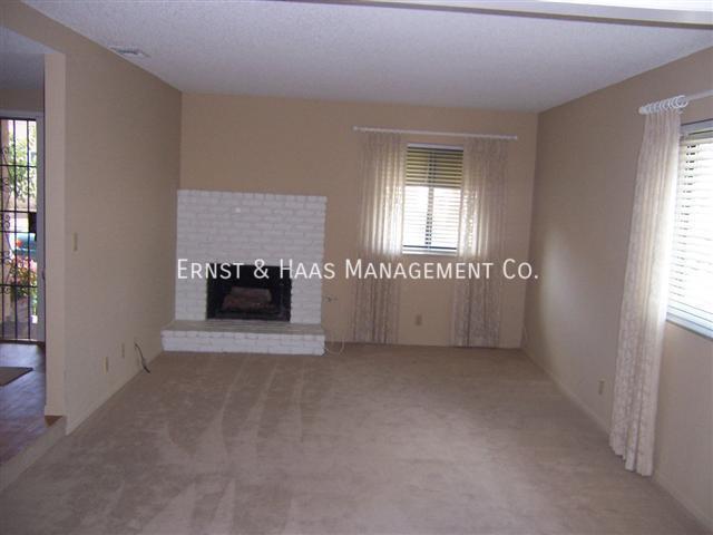 Foto del edificio - 4140 Deeboyar Ave