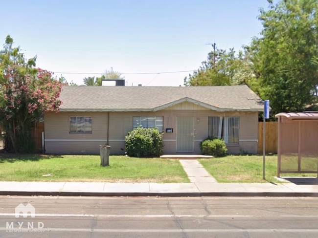 Building Photo - 3005 E Roosevelt St