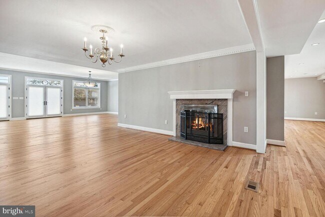Building Photo - 9833 Kentsdale Dr