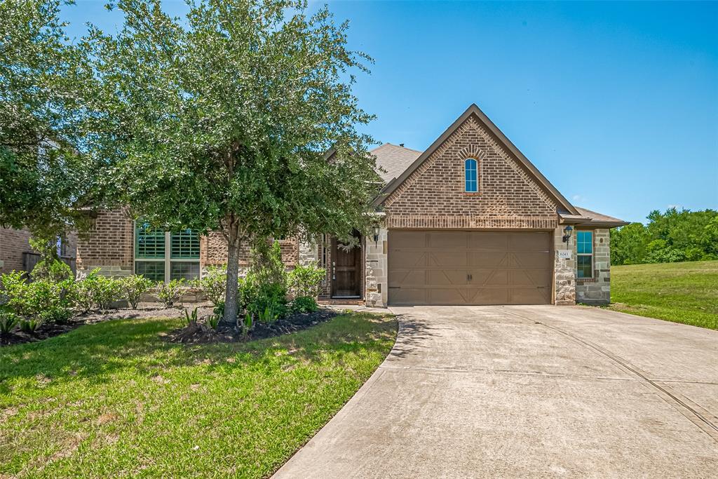 Foto principal - 6243 Garden Lakes Ln