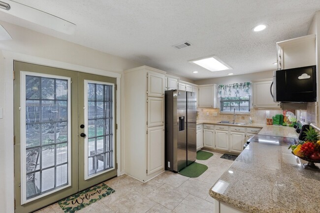 Building Photo - 2828 El Paso Way