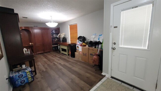 Foto del edificio - 2110 Bentvine Dr