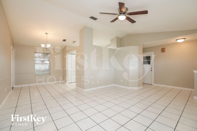 Foto del edificio - 2116 NE 25th St