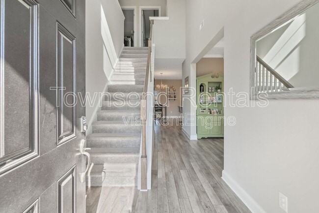 Building Photo - 1408 Friar Rock Cir