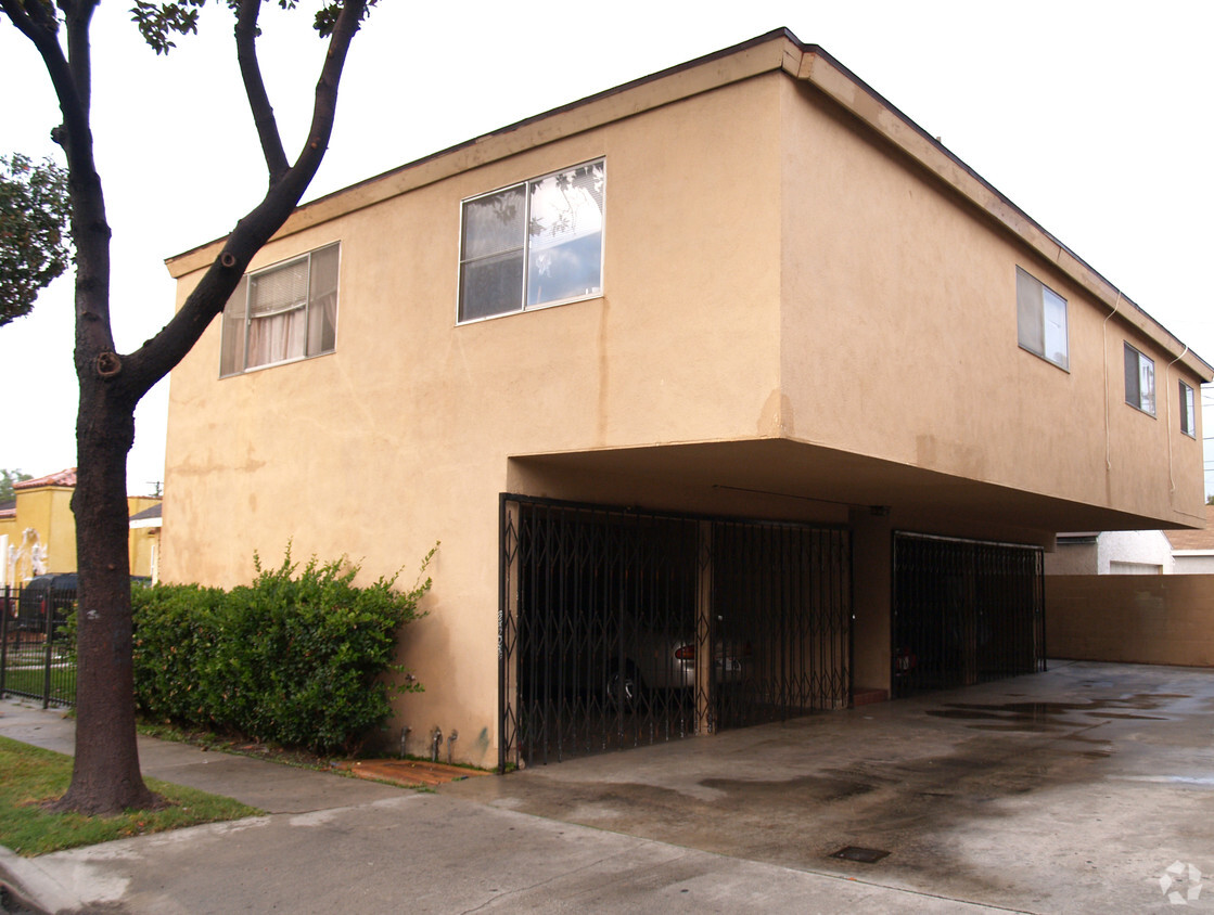 Building Photo - 3026 Liberty Blvd