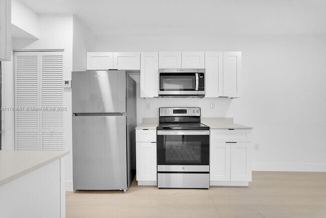 Foto del edificio - 1814 NW 2nd Ct