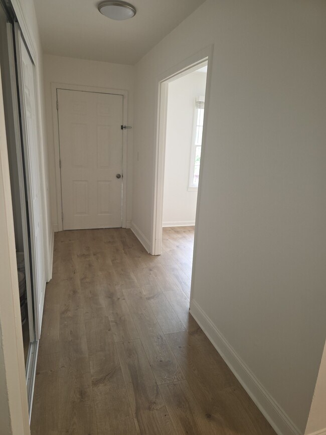 Foto del edificio - 3210 Baker Rd