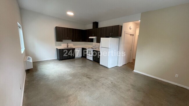 Foto del edificio - Modern 2 BD | 1 BA Duplex - SE PDX