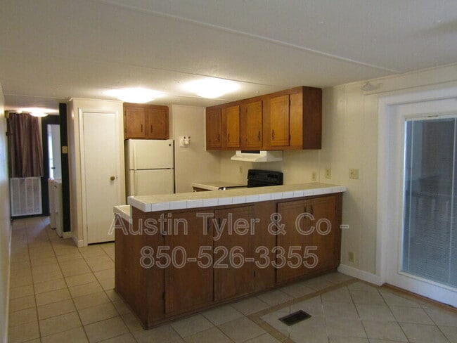 Building Photo - 1255 Pond Ln