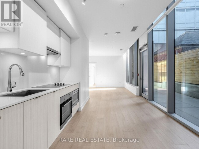 Building Photo - 99 Broadway Ave