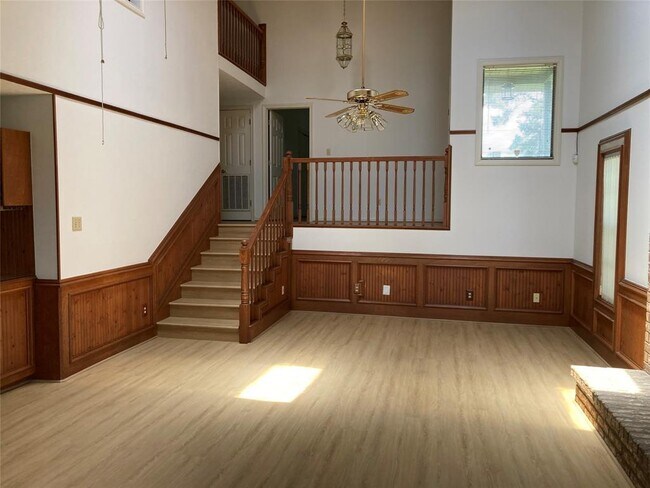 Foto del edificio - 554 Harbor Dr