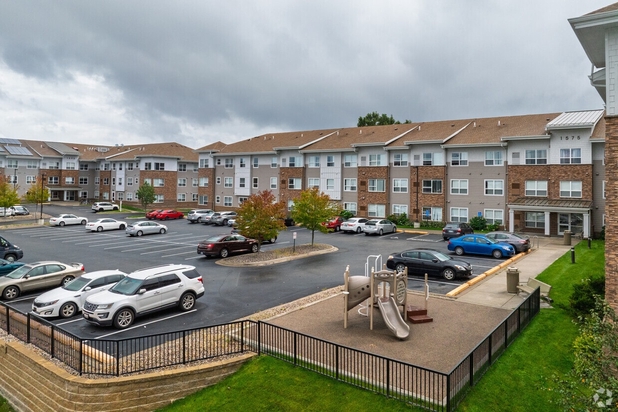 Building Photo - Sarazin Flats