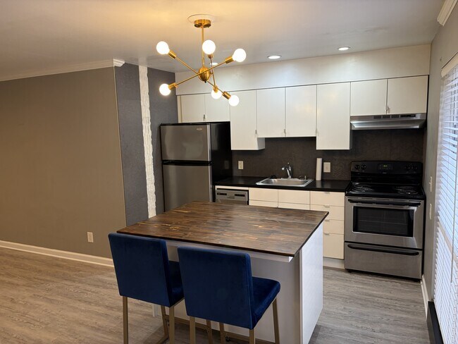 Foto del edificio - 5121 W 75th St