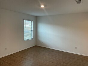Building Photo - 22377 Sonora River Trce
