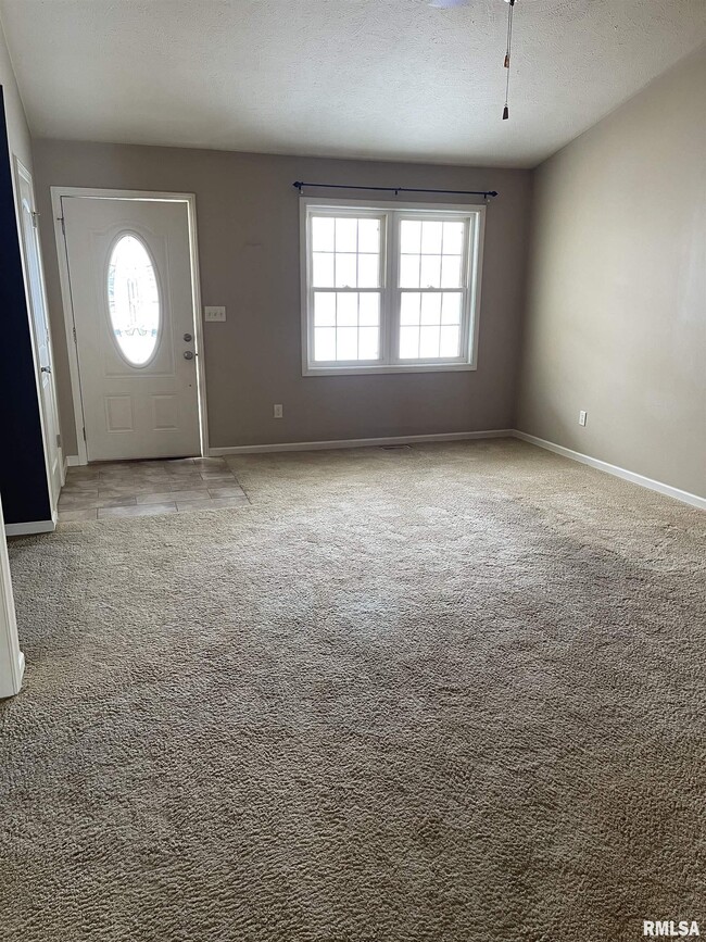 Building Photo - 4514 Castle Pines Dr