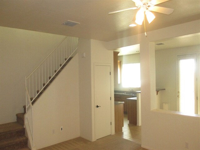 Building Photo - 1515 W San Ricardo Blvd