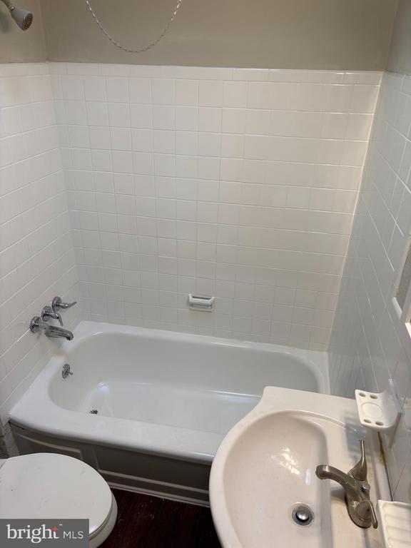 Foto del edificio - 1948 Carter Rd