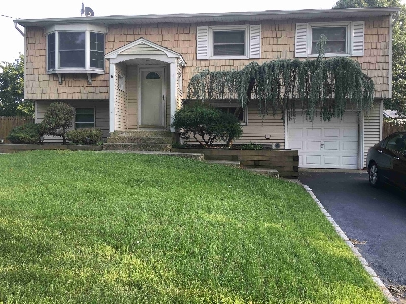 114 Fountain Ave, Selden, NY 11784 House Rental in Selden, NY